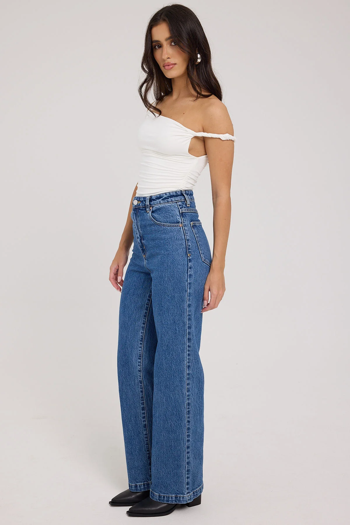 Abrand A 94 High Waisted Wide Jean Chantell Organic - Image 4