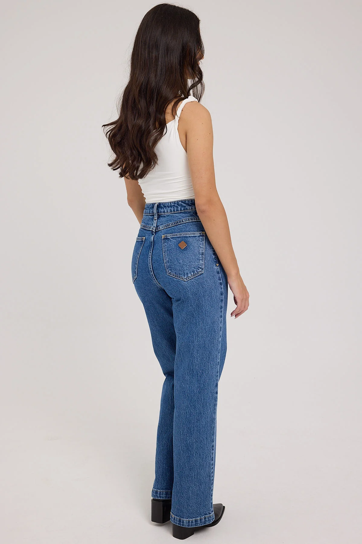 Abrand A 94 High Waisted Wide Jean Chantell Organic - Image 5