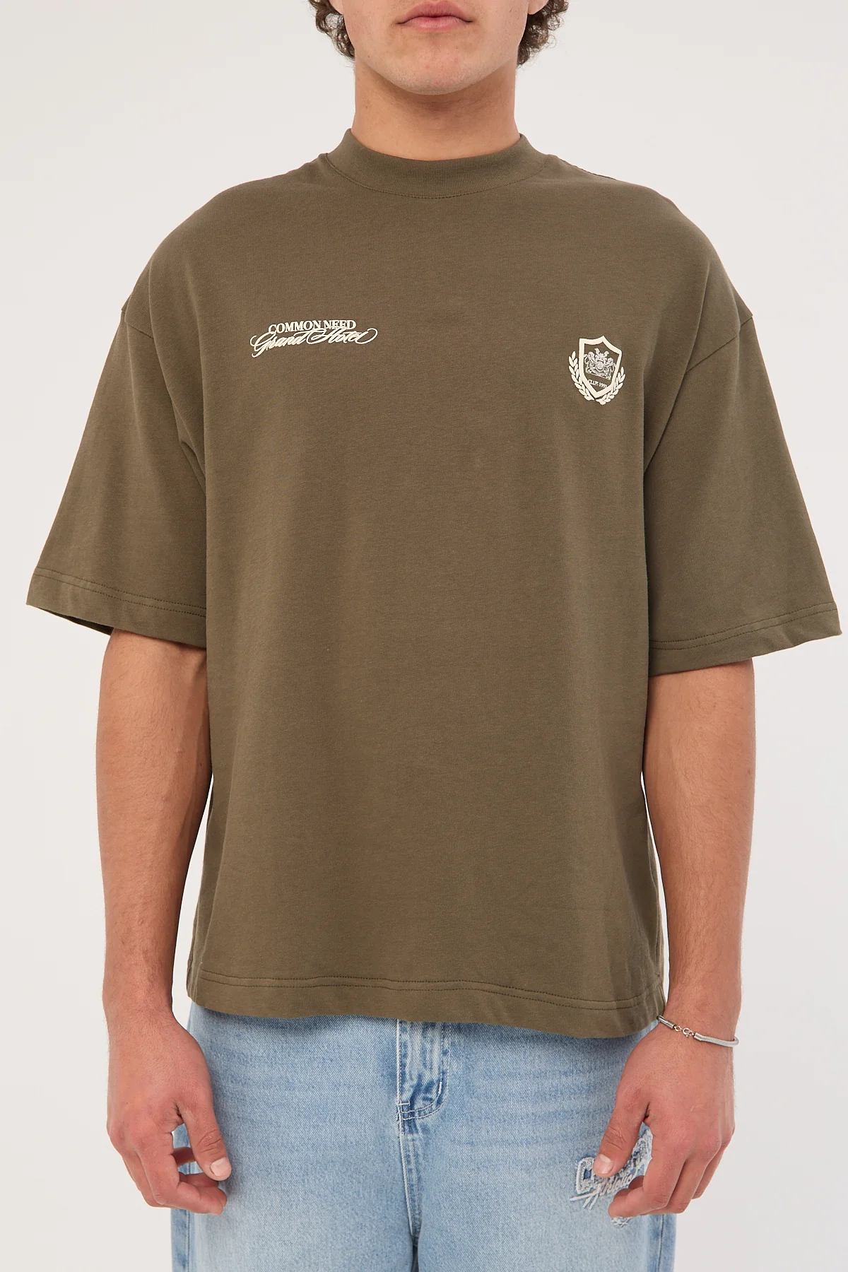 Common Need Hotel Heavyweight Easy Tee Deep Olive - Image 9