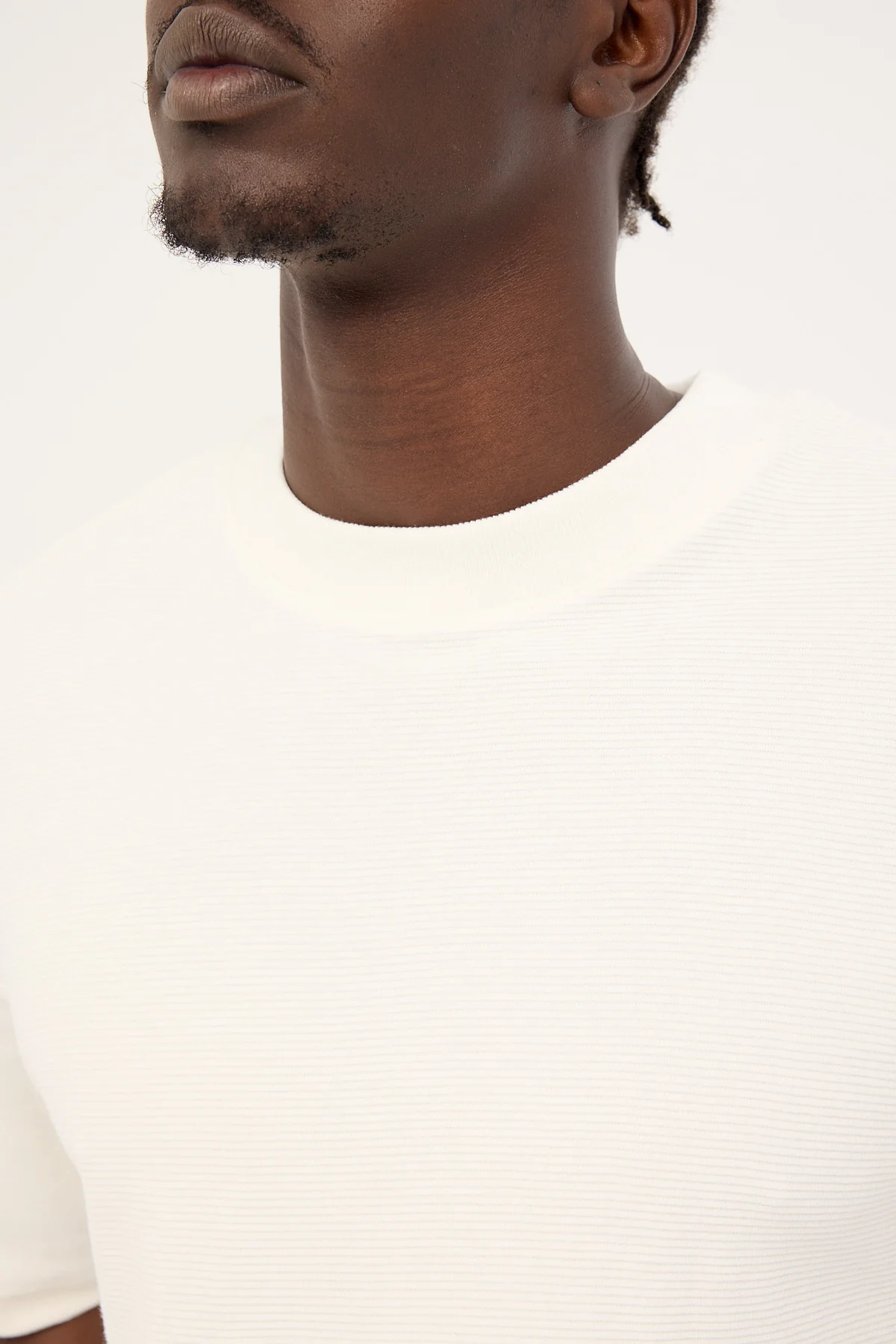 Common Need Luxe Ottoman Easy Tee Off White - Image 4