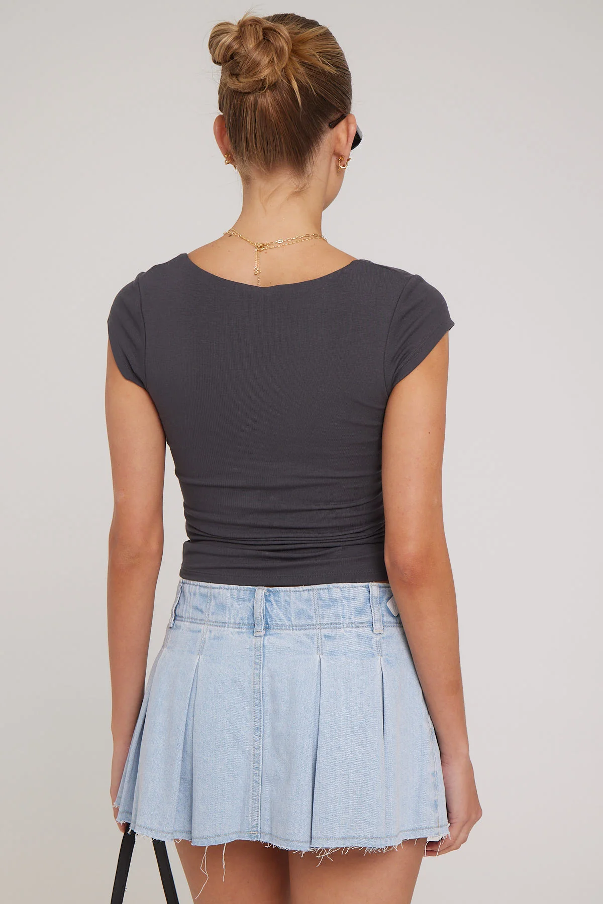 L&t Cap Sleeve Scoop T-Shirt Charcoal - Image 5