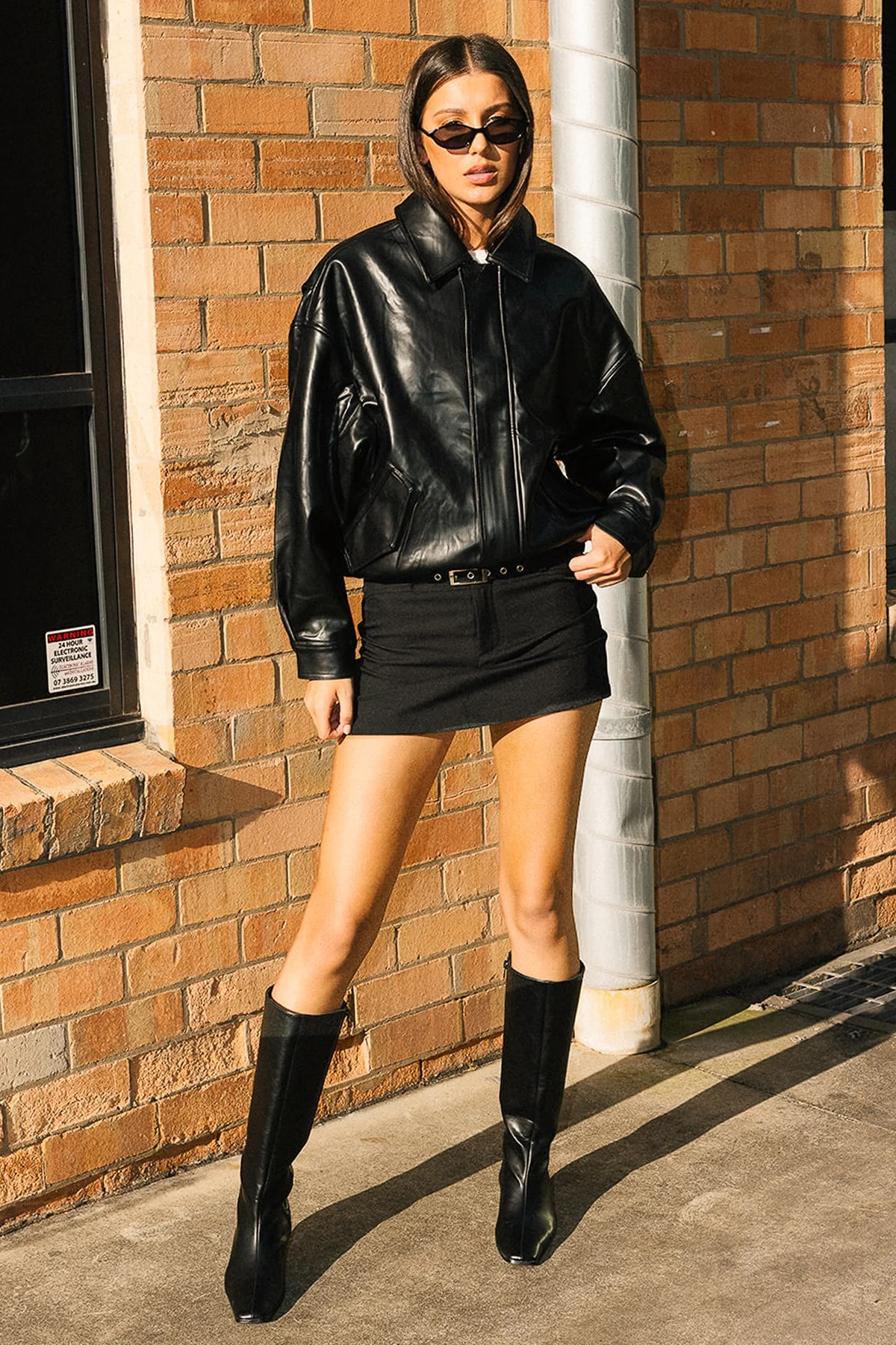 Lioness Kenny Bomber Jet Black - Image 4