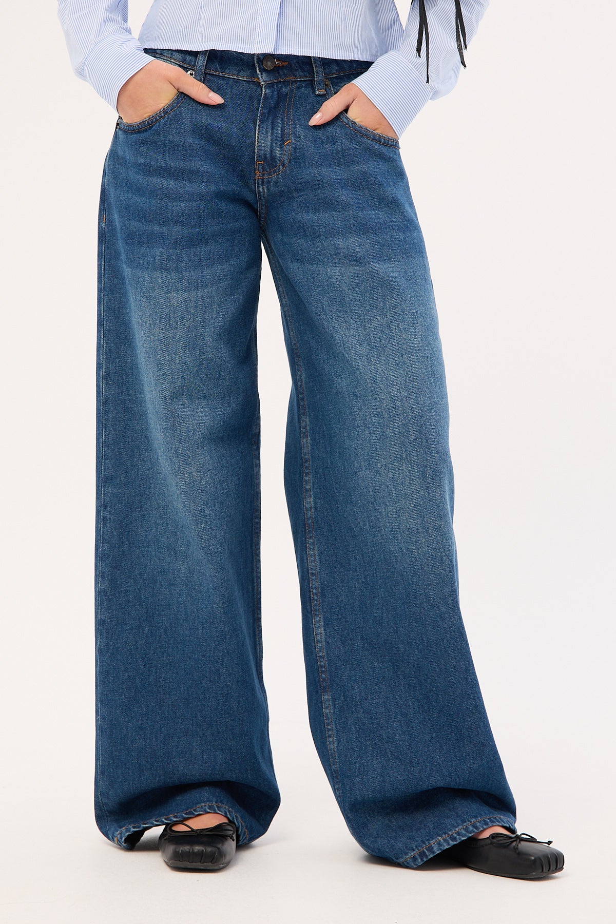 Motel Roomy Extra Wide Low Rise Jean Mid Blue - Image 3