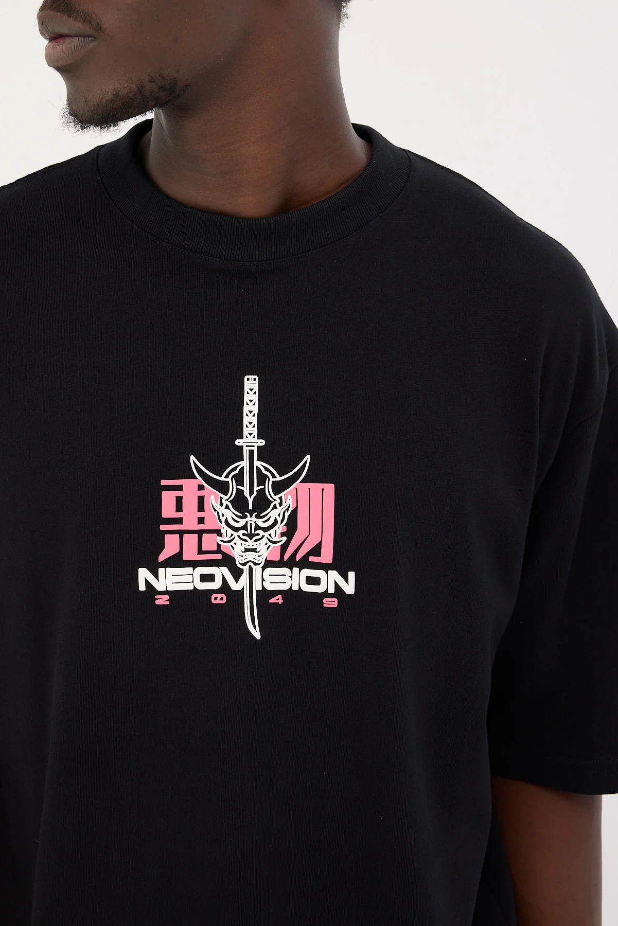 Neovision Torii Street Super Heavy Tee Black - Image 6