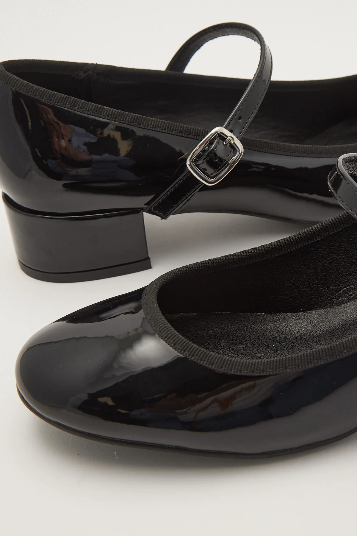 Therapy Liz Patent Shoe Black - Image 4