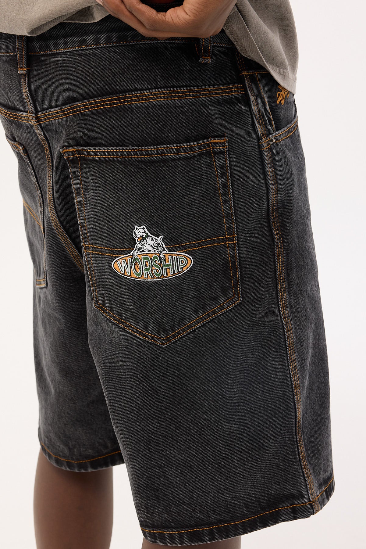 Worship Big Dawgs Jean Short Black Rinse - Image 5