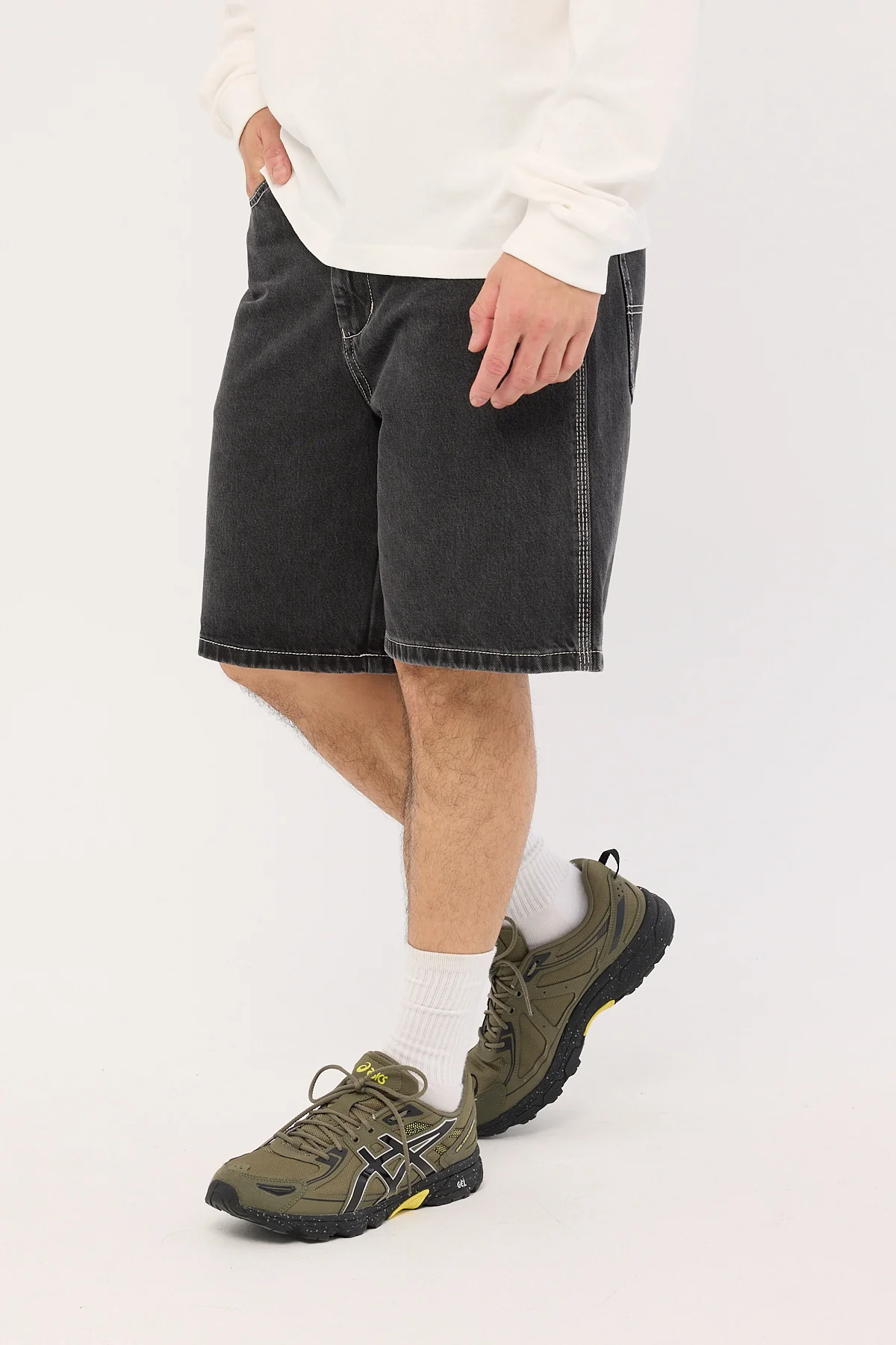 Worship Carpenter Jean Short Used Black - Image 5